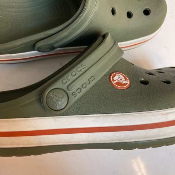 Kids Crocs, size J1 - Picture 3 of 9
